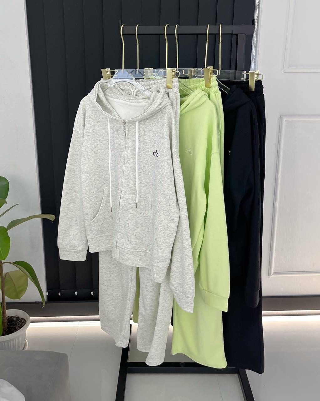 женский костюм тройка,спортивные костюмы женские,костюм тройка,женские костюмы,костюм на флисе