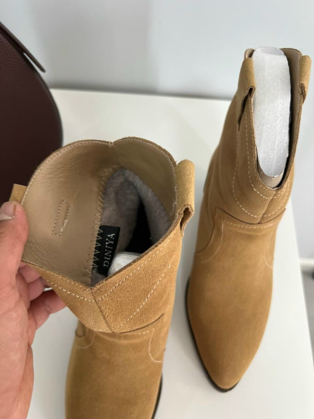 ,замшевые ботильоны,казаки замшевые женские,эконика ботильоны замшевые бежевые,ботинки челси бежевые замшевые женские