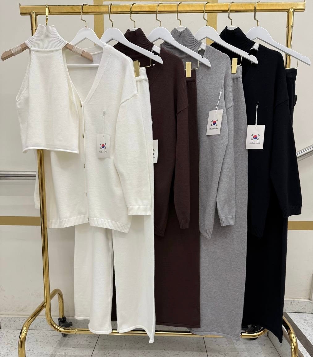 костюмы брючные,элегантные наряды,белые костюмы,образ с брюками палаццо,белый костюм женский