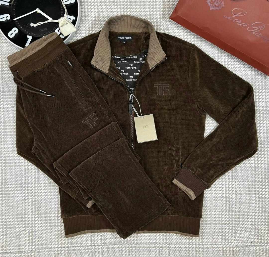 спортивные костюмы мужские,велюровые костюмы,спортивный костюм brunello cucinelli,костюмы вельветовые,вельветовый костюм мужской