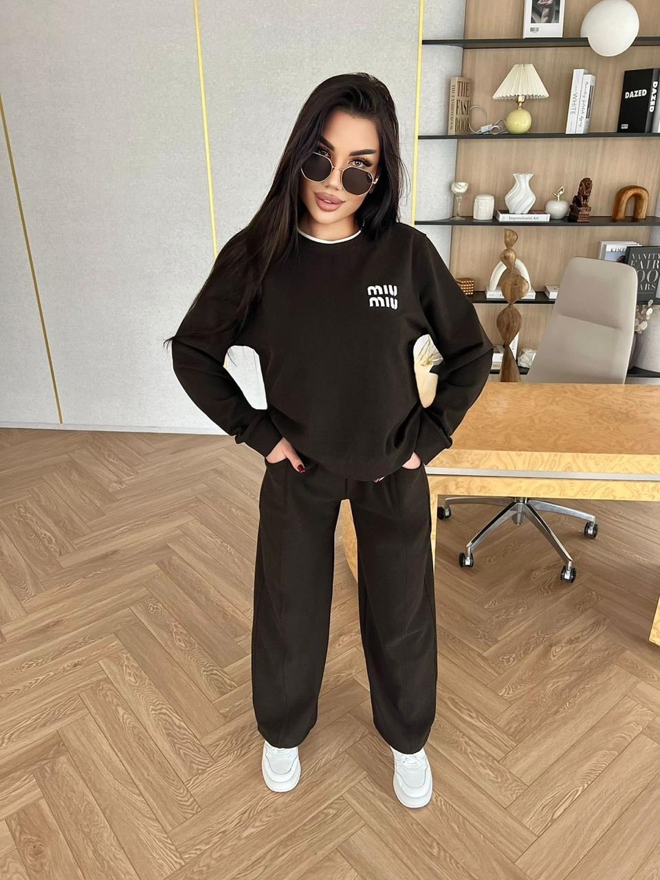 костюм базовый,женские костюмы,костюм на флисе,костюм трикотажный,костюм с брюками