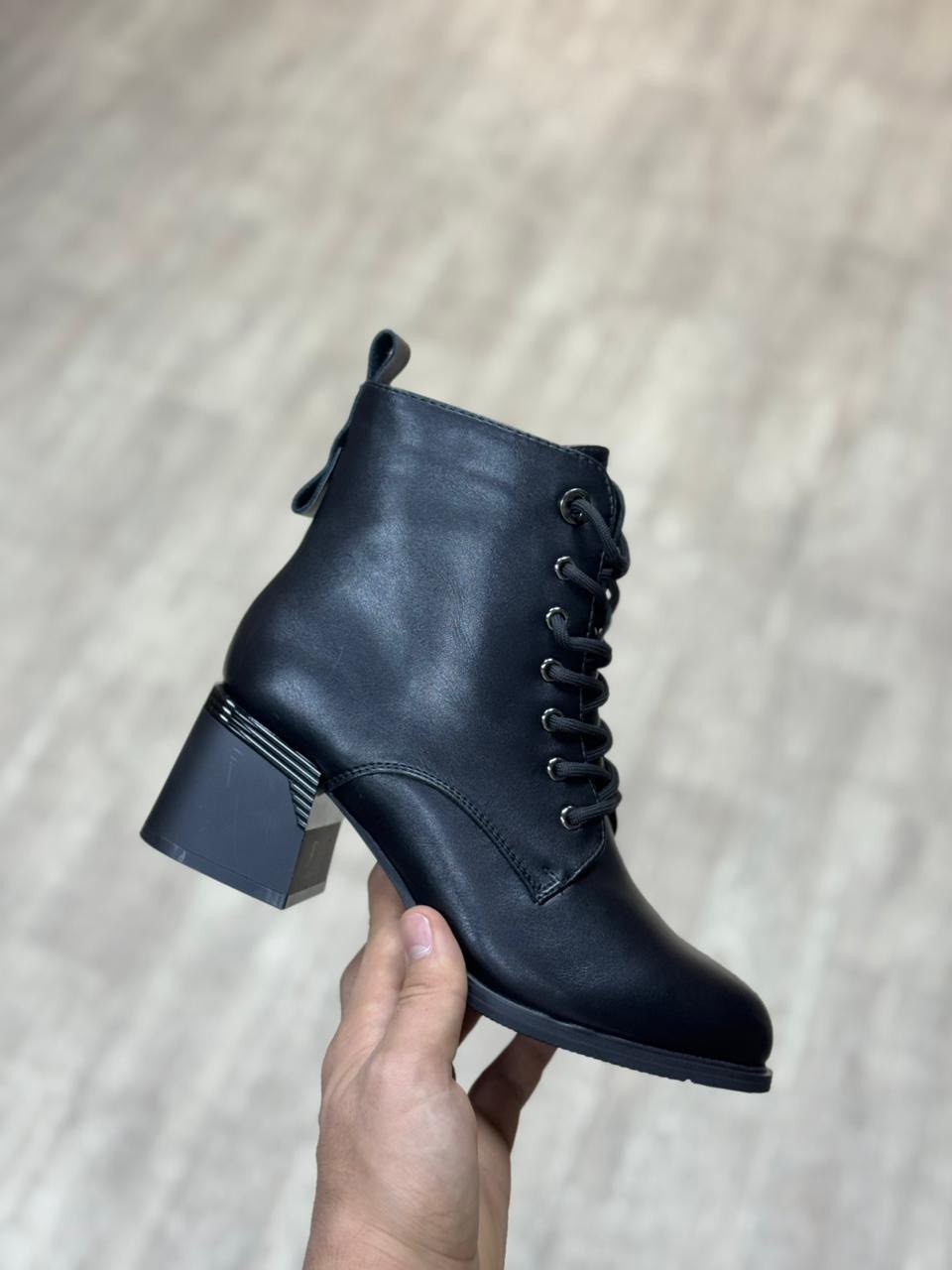 ,женские ботинки,ботинка,обуви,модные ботинки