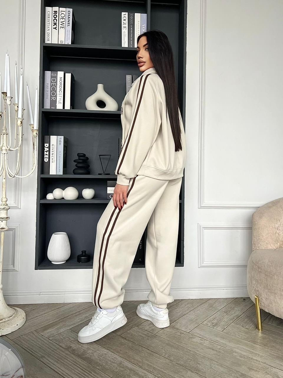 костюмы спортивные женские,спортивный костюм красный,спортивный костюм адидас женский красный,спортивные костюмы,красный костюм адидас женский