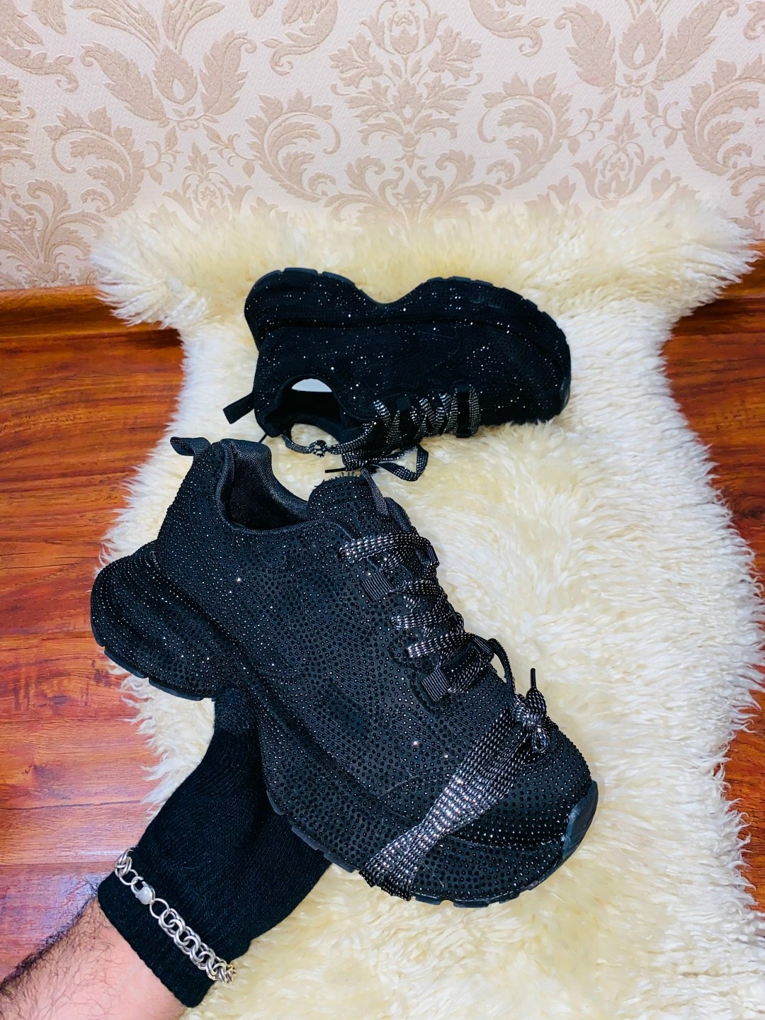 ,женские кроссовки,кроссовки со стразами,женские кроссовки balenciaga,блестящие кроссовки