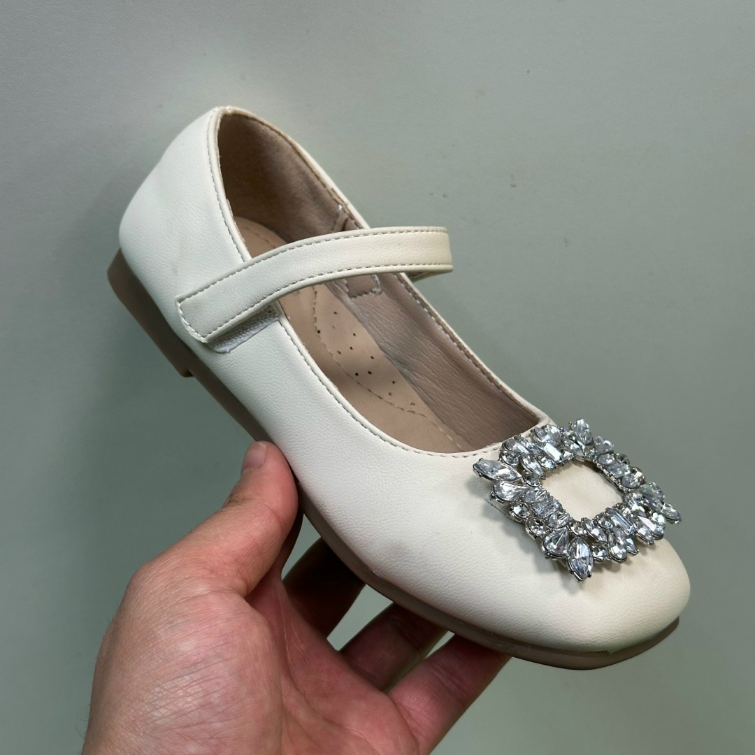 ,детские туфли для девочек,туфли для девочек,туфли со стразами для девочки,нарядные туфли для девочек