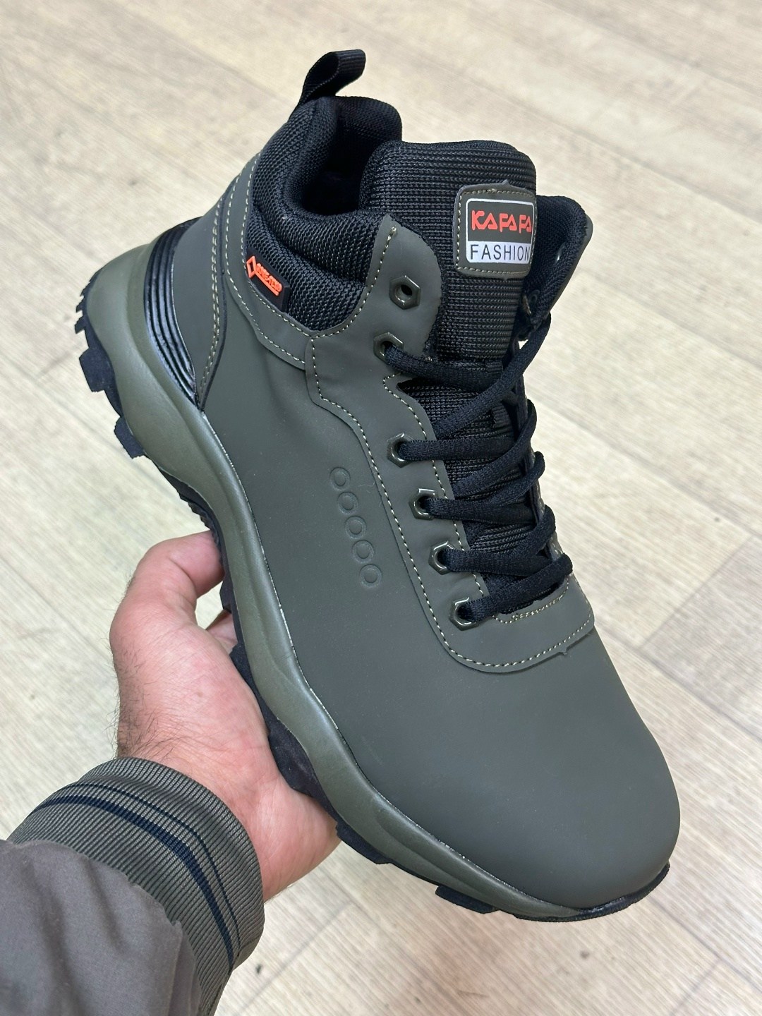 зимние кроссовки ecco мужские,зимние мужские высокие кроссовки экко,кроссовки зимние мужские,зимние кроссовки,