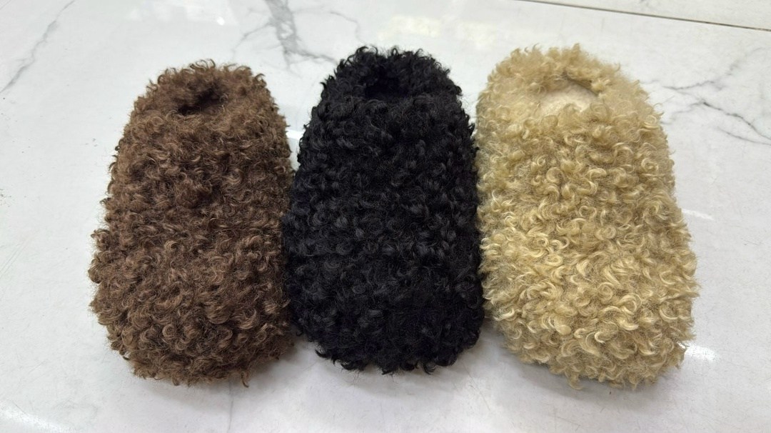 тапочки дом. жен №80.овечья шерсть,чуни,,домашние тапочки,тапочки домашние меховые,тапочки с овечьей шерстью