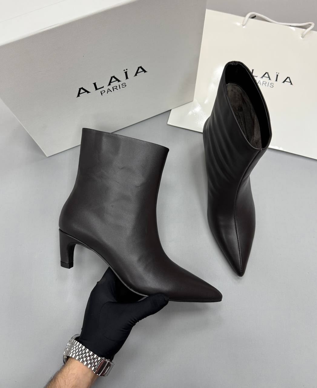 ботильоны замшевые,,ботильоны женские,полусапоги,замшевые женские ботильоны с острым носком на