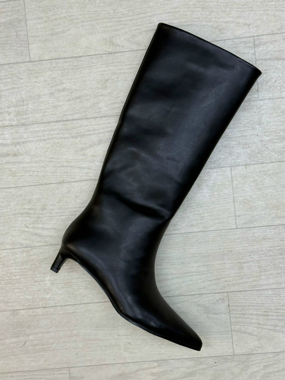 женские сапоги,сапоги модные,,сапоги до колен,высокие сапоги