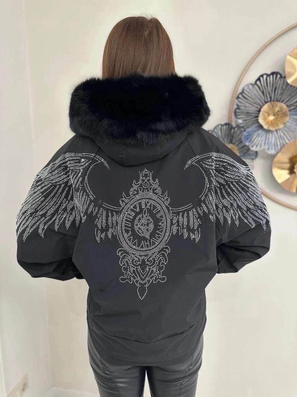 куртка зимняя с натуральным мехом,куртка с мехом,куртка женская,куртка зимняя,куртка с крыльями на спине