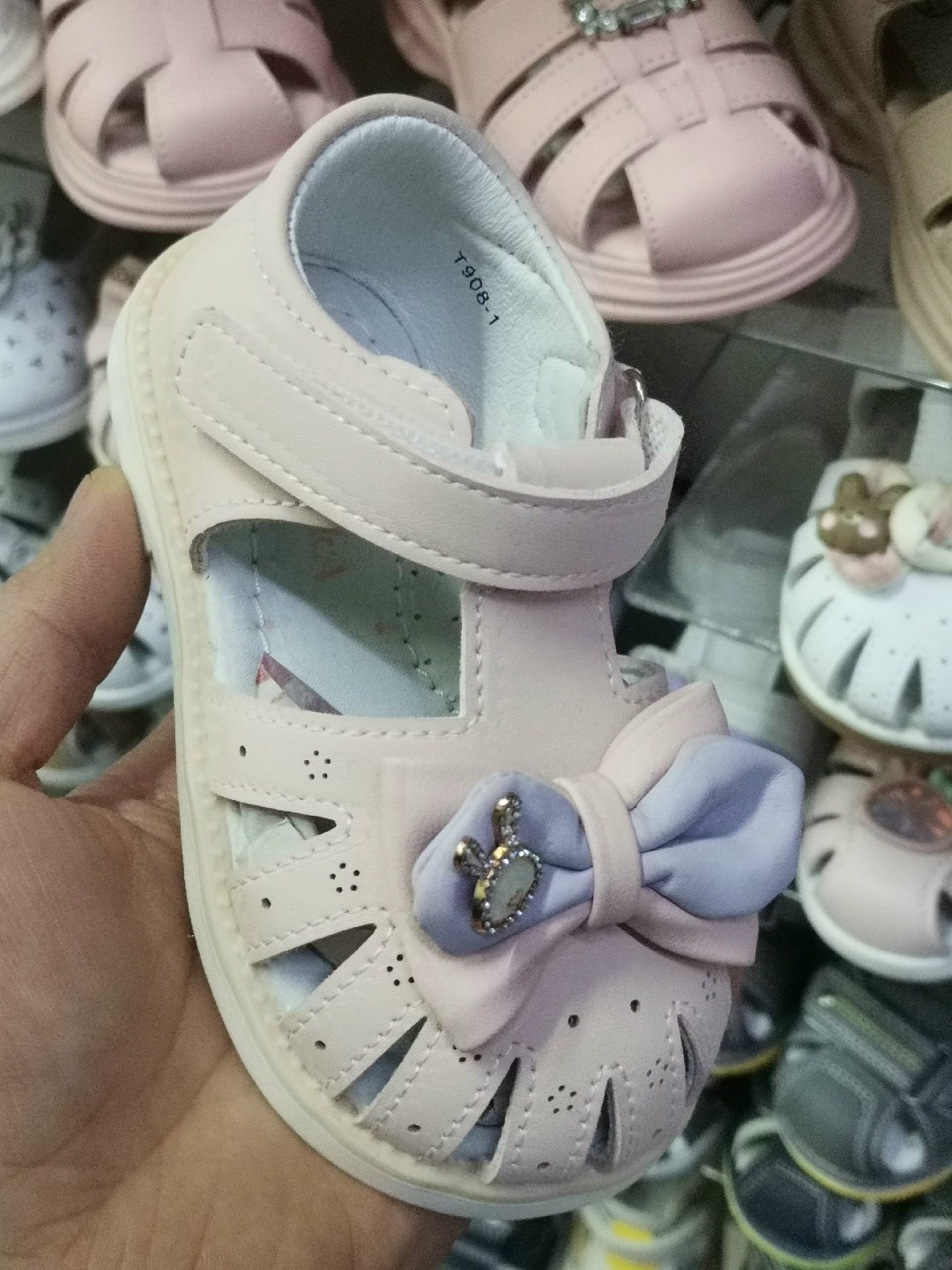сандалии капитошка для девочки молочного цвета,сандали капитошка,сандалии капитошка,сандалии для девочек,