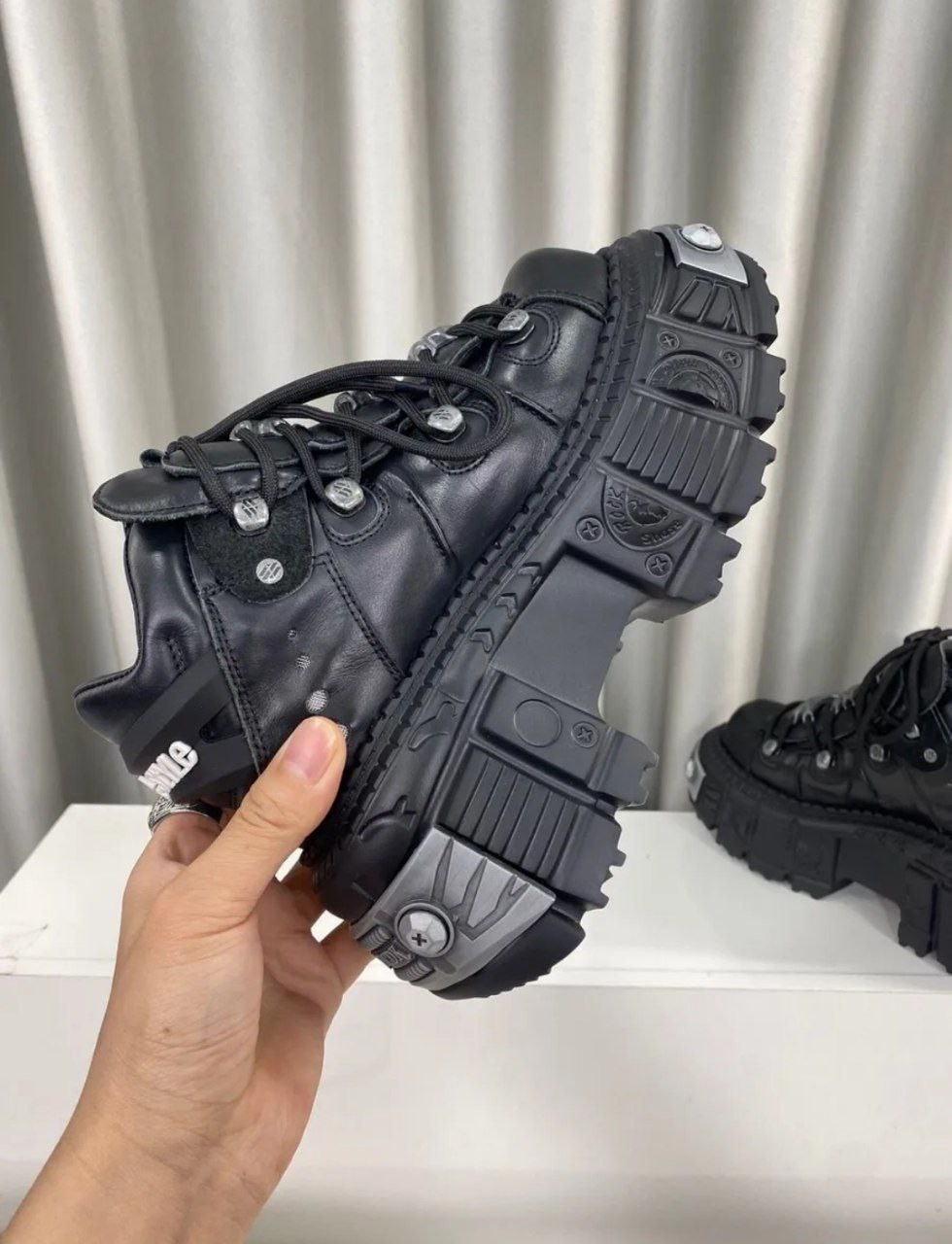 ,массивные ботинки new rock на высокой подошве,ботинки new rock,ботинки new rock m 131 s 1,ботинки нью рок