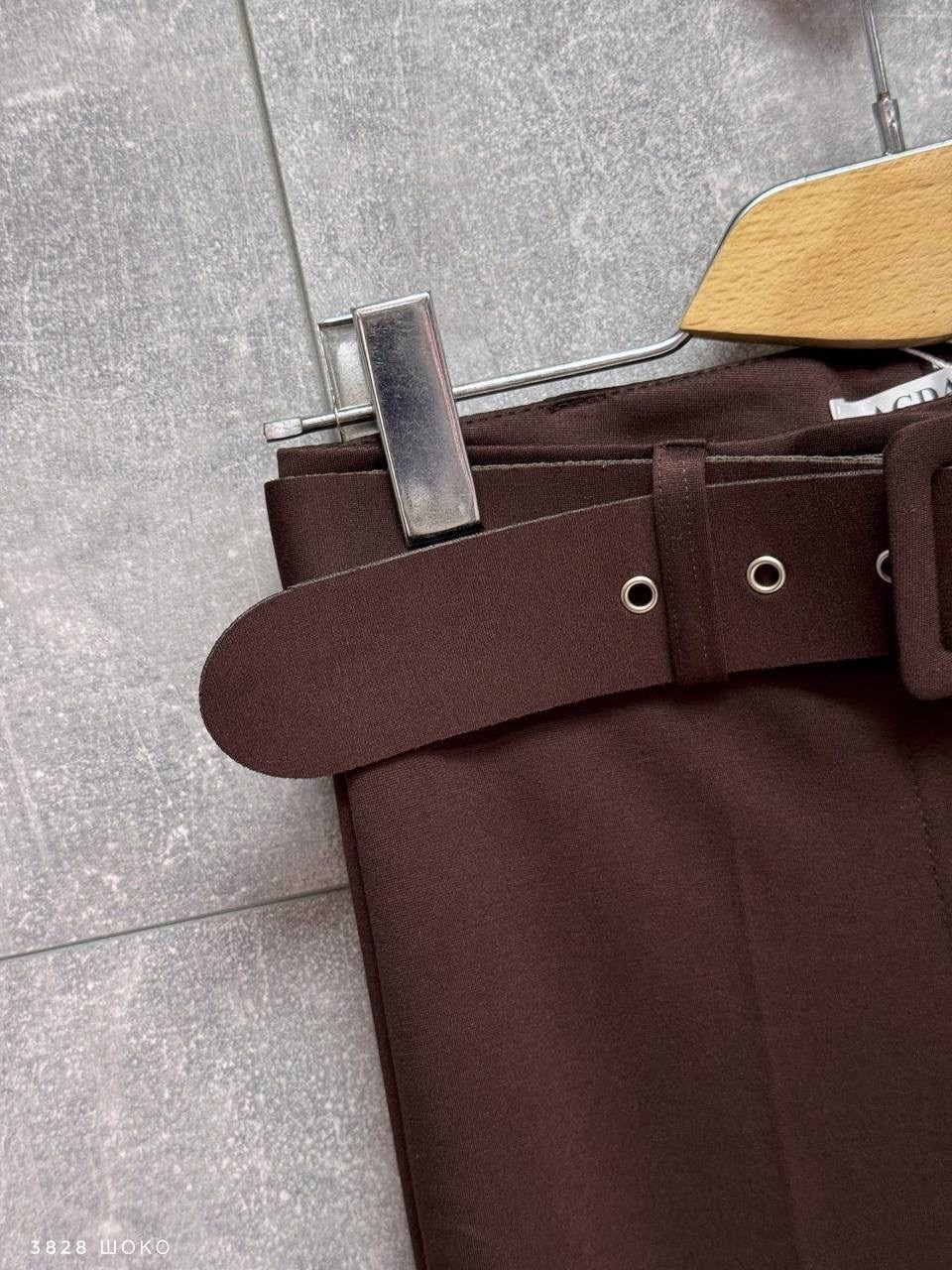 брюки клеш,брюки женские клеш,кожаные брюки клеш,элегантные брюки,костюм с брюками клеш