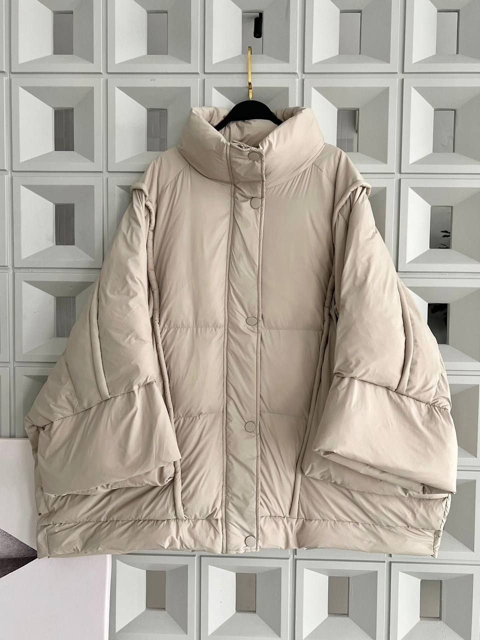 модные пуховики,куртка оверсайз,куртка демисезон с капюшоном удлиненная оверсайз,куртка оверсайз демисезонная,пуховик оверсайз