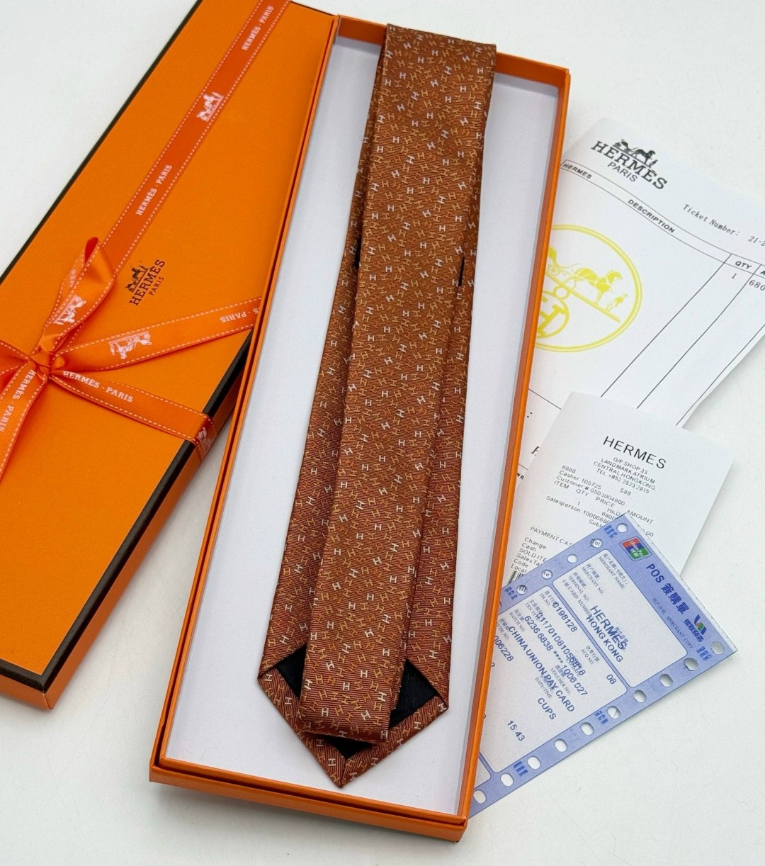 галстук hermes,шелковый галстук hermes,галстук хермес,классический галстук,галстук мужской