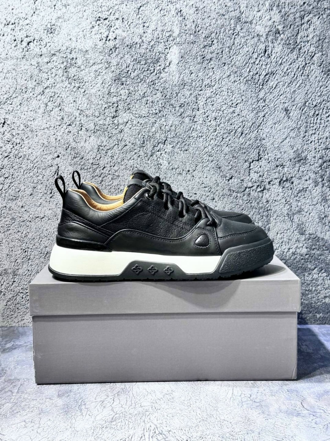 луи виттон кроссовки мужские оригинал,кроссовка мужской,мужская  кроссовки,кроссовки louis vuitton мужские,