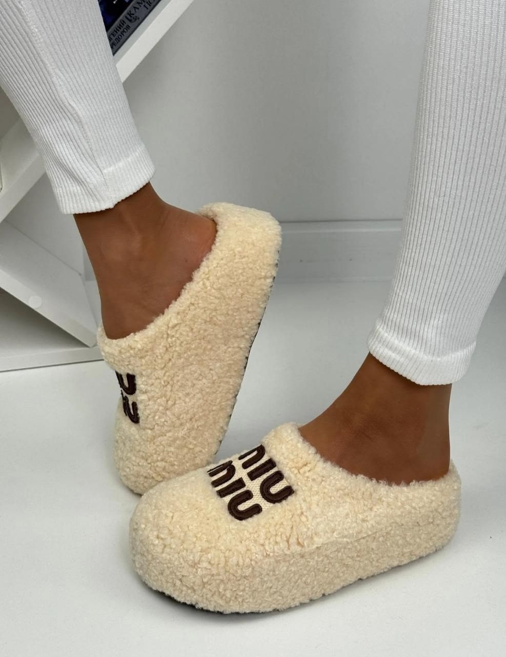 тапочки женские,,тапочки модные,домашние тапочки,тапки женские