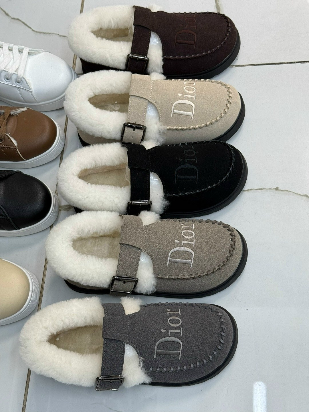 ,ботинки louis vuitton,меховая ,женская ,зимняя женская