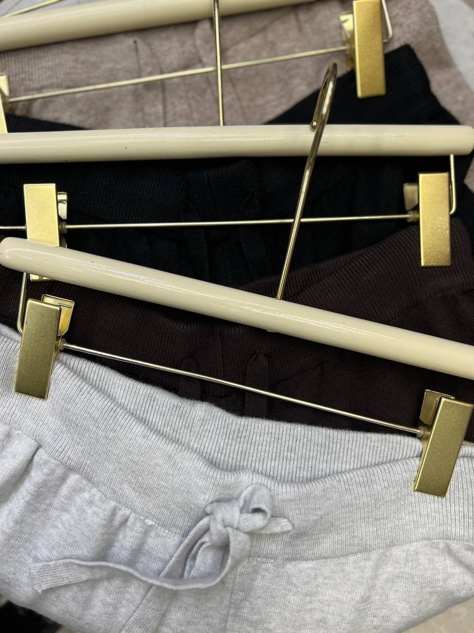 трикотажные костюмы,кашемировый костюм лоро пиано,кашемировый костюм,костюм кашемир,трикотажные костюмы женские