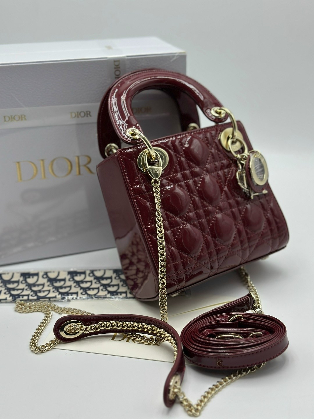 dior сумка,сумка женская dior,сумка диор,lady dior сумка,сумка женская christian dior