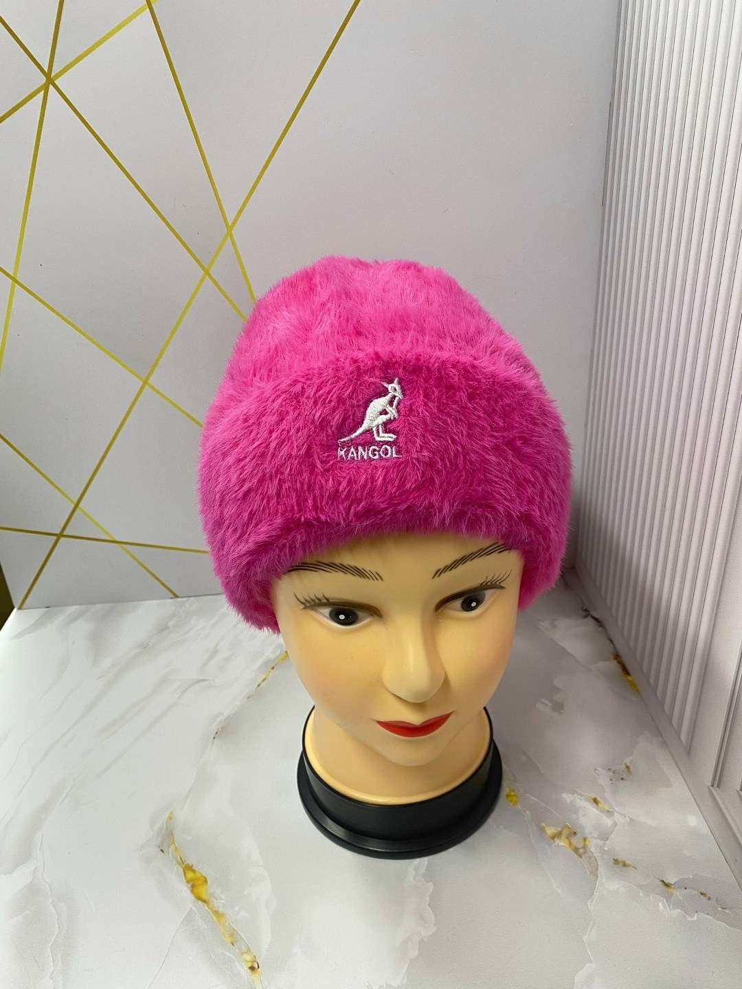 шапка женская зимняя из натурального меха,зимние женские шапки,меховая шапка,шапка женская зимняя из натурального меха кролика,женская шапка