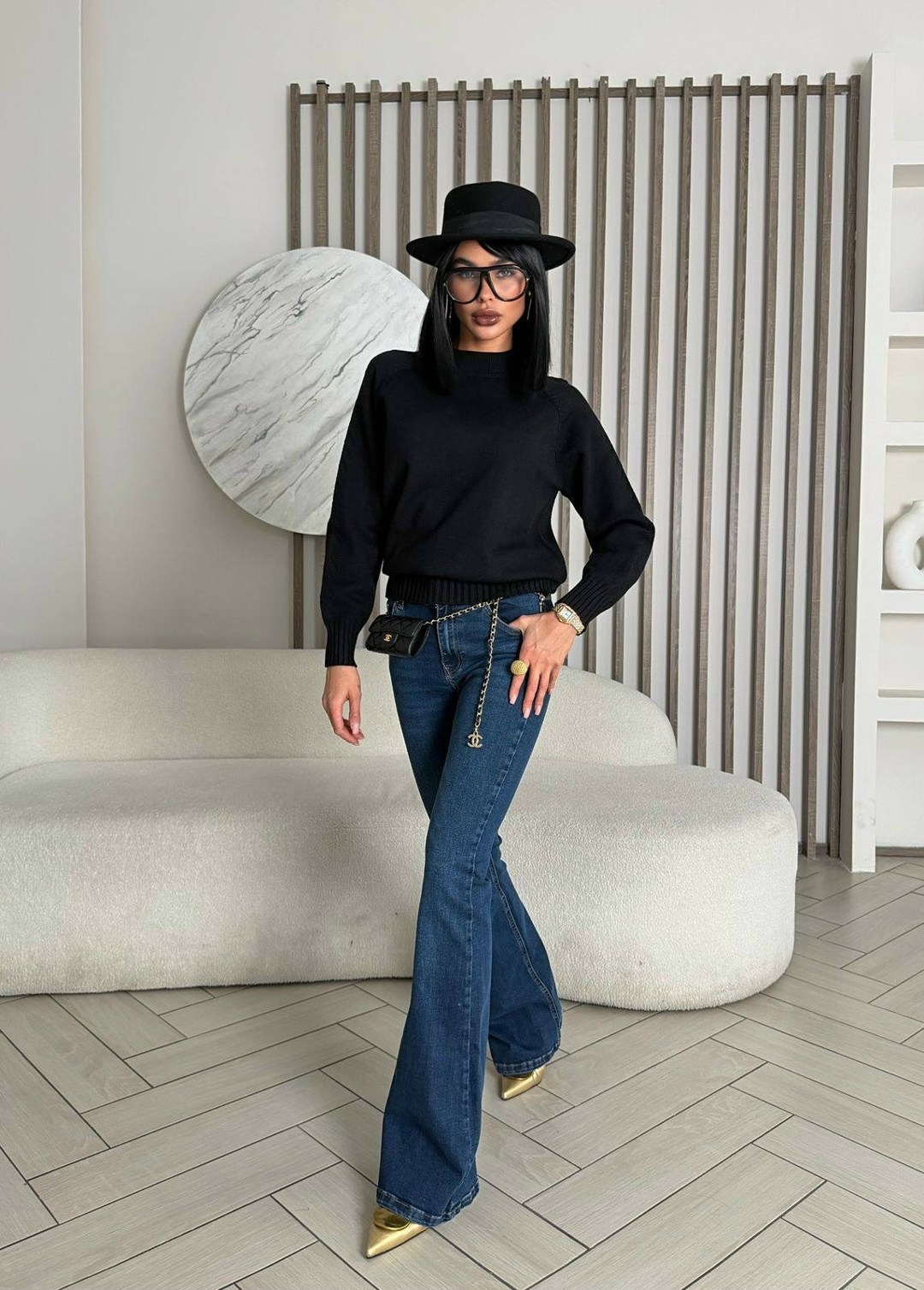 джинсы женские клеш,женские джинсы,женские джинсы клеш с высокой посадкой,модные джинсы,джинсы женские с высокой посадкой клеш от колена