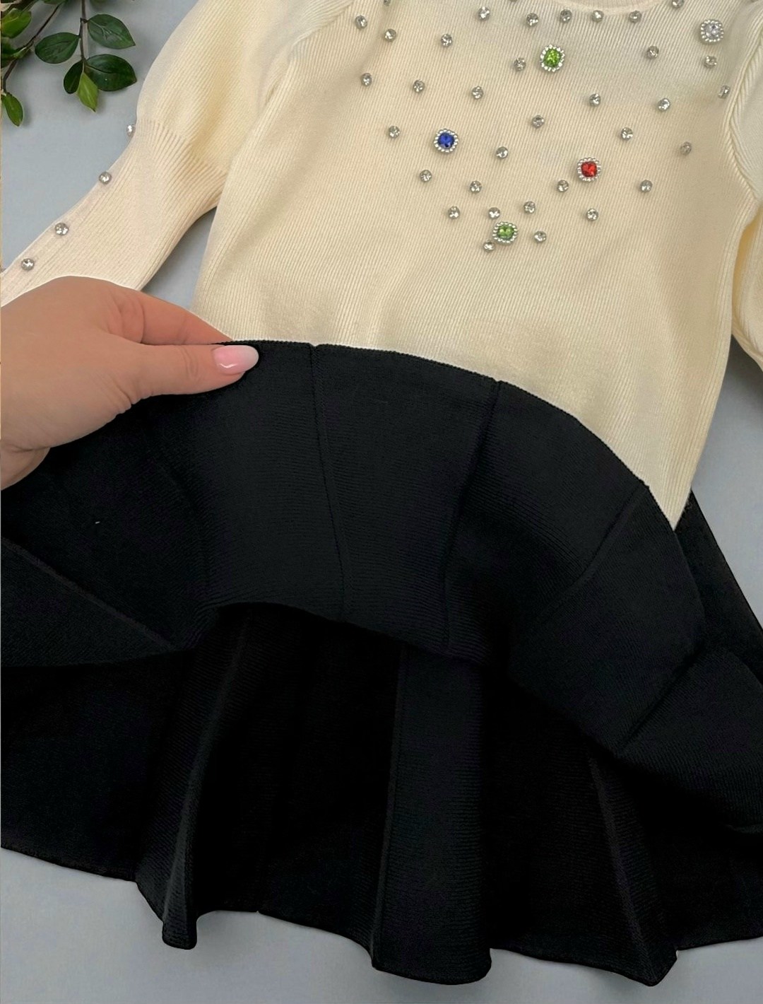 джемпер для девочек,джемпер молочный,кофта для девочек,свитер для девочек,свитер для девушек