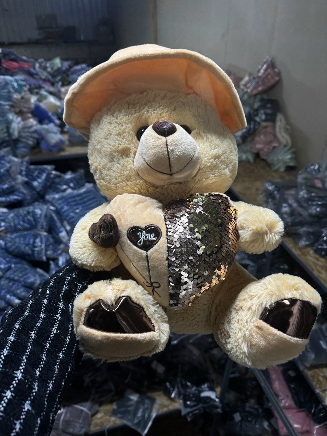 игрушка мишка,мягкая игрушка медведь,мягкая игрушка,игрушка,мягкая игрушка медведь с сердцем