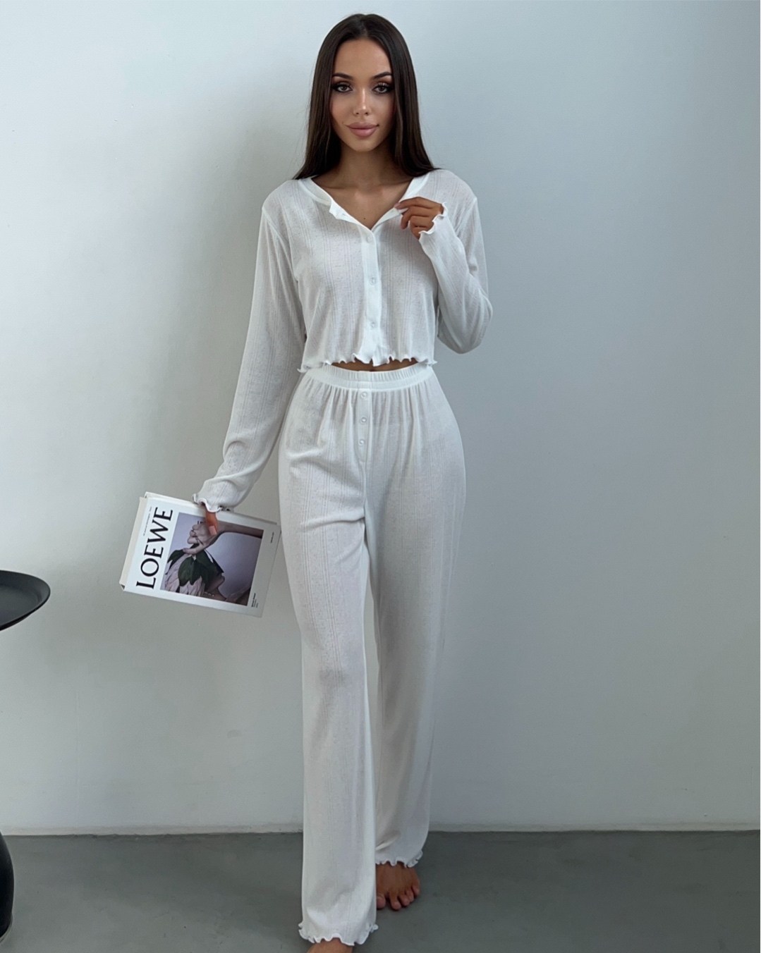 костюм белый,костюмы брючные,пижамы для женщин,белый женский костюм,пижамы женски