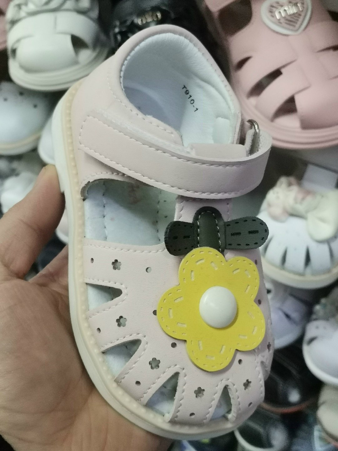 детские сандалии,,сандалии для девочек,босоножки детские,сандалии