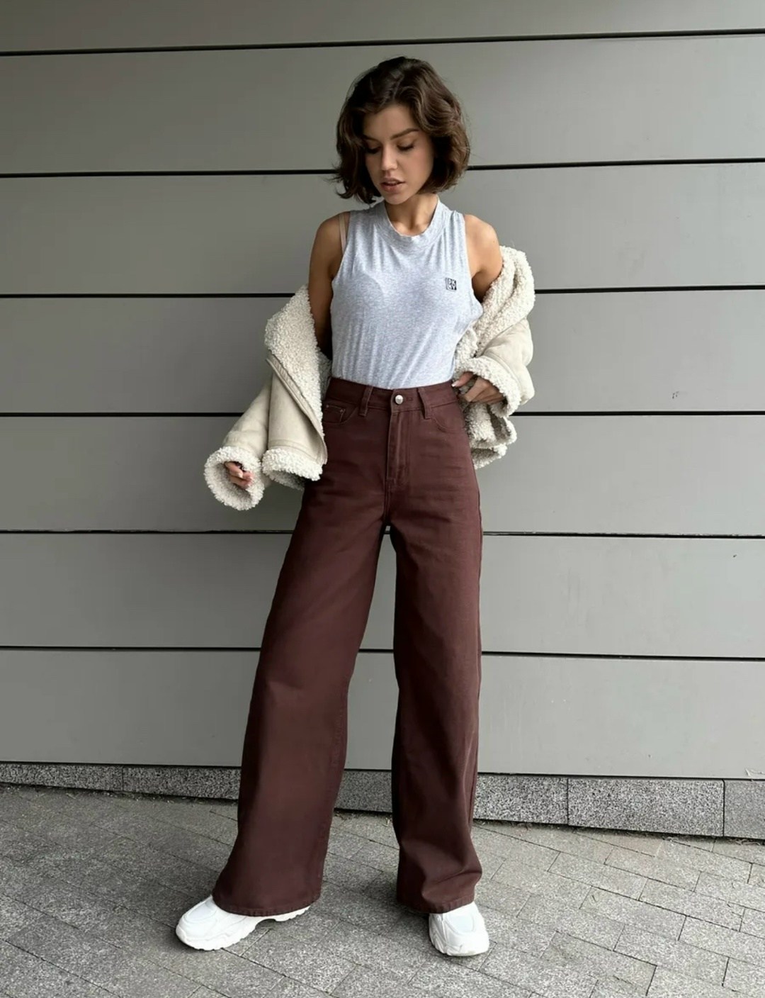 брюки модные,брюки стиль,джинсовые брюки,широкие брюки