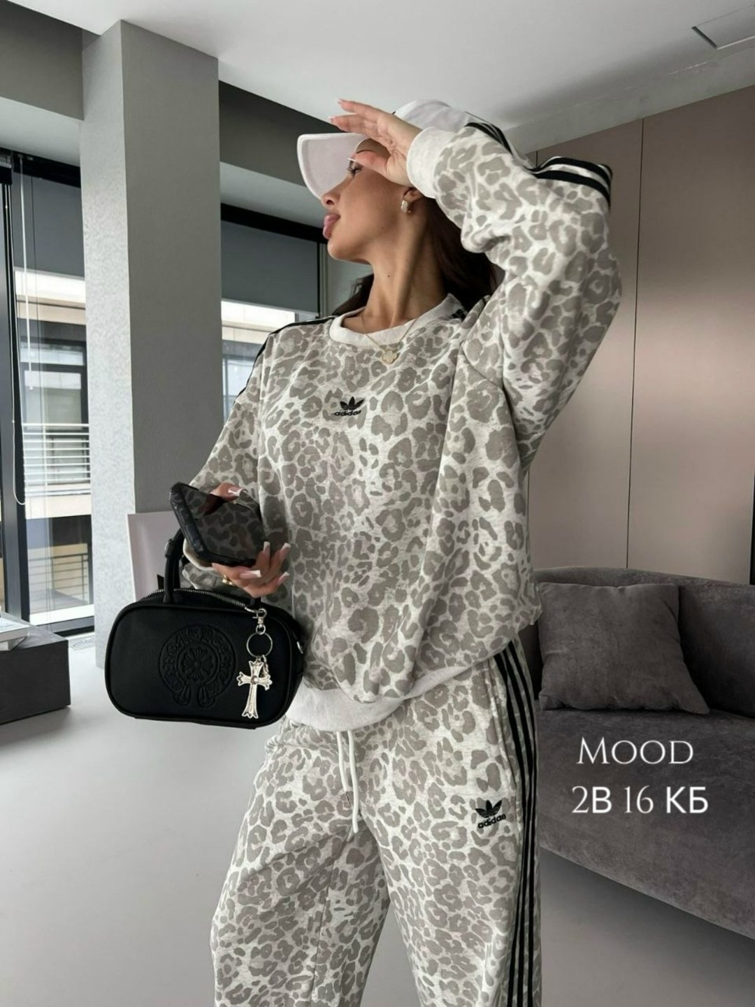 спортивные костюмы женские,костюмы женские,спортивные костюм,стильные женские костюмы,костюм спортивные женские костюмы