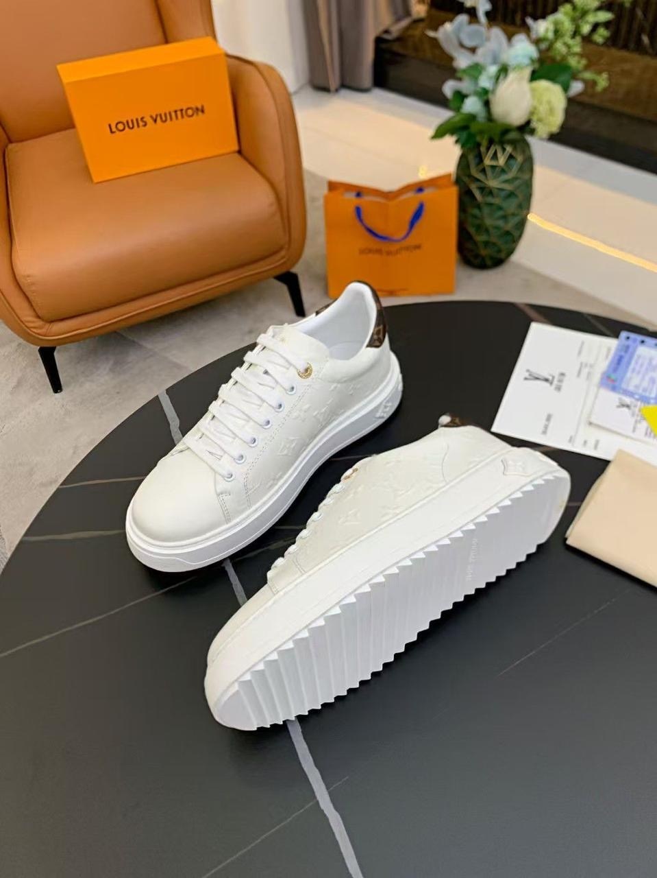 кроссовки женские louis vuitton,белые кеды луи виттон,кеды луи виттон женские,кроссовки и кеды луи виттон,кеды луи виттон