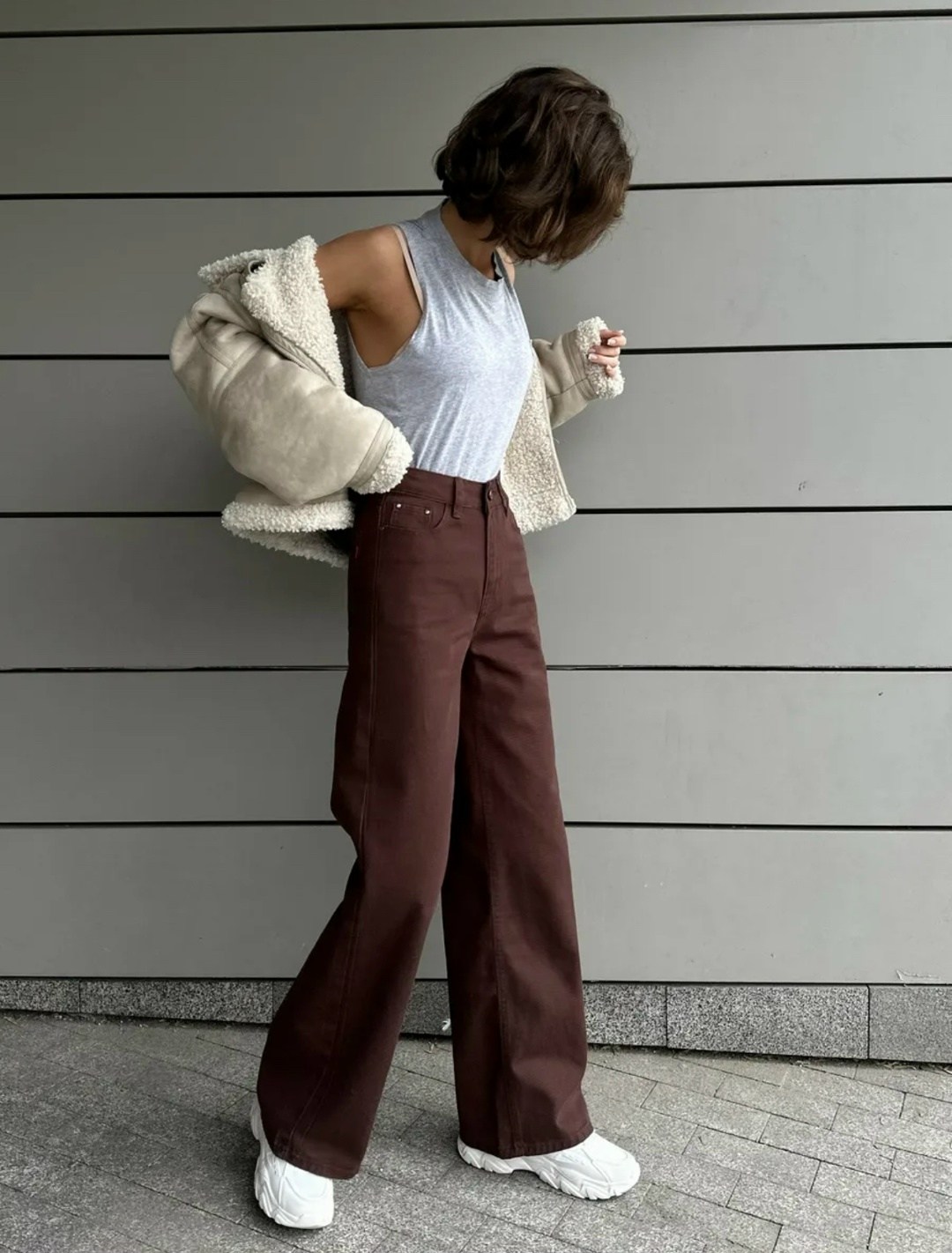 брюки модные,брюки стиль,джинсовые брюки,широкие брюки