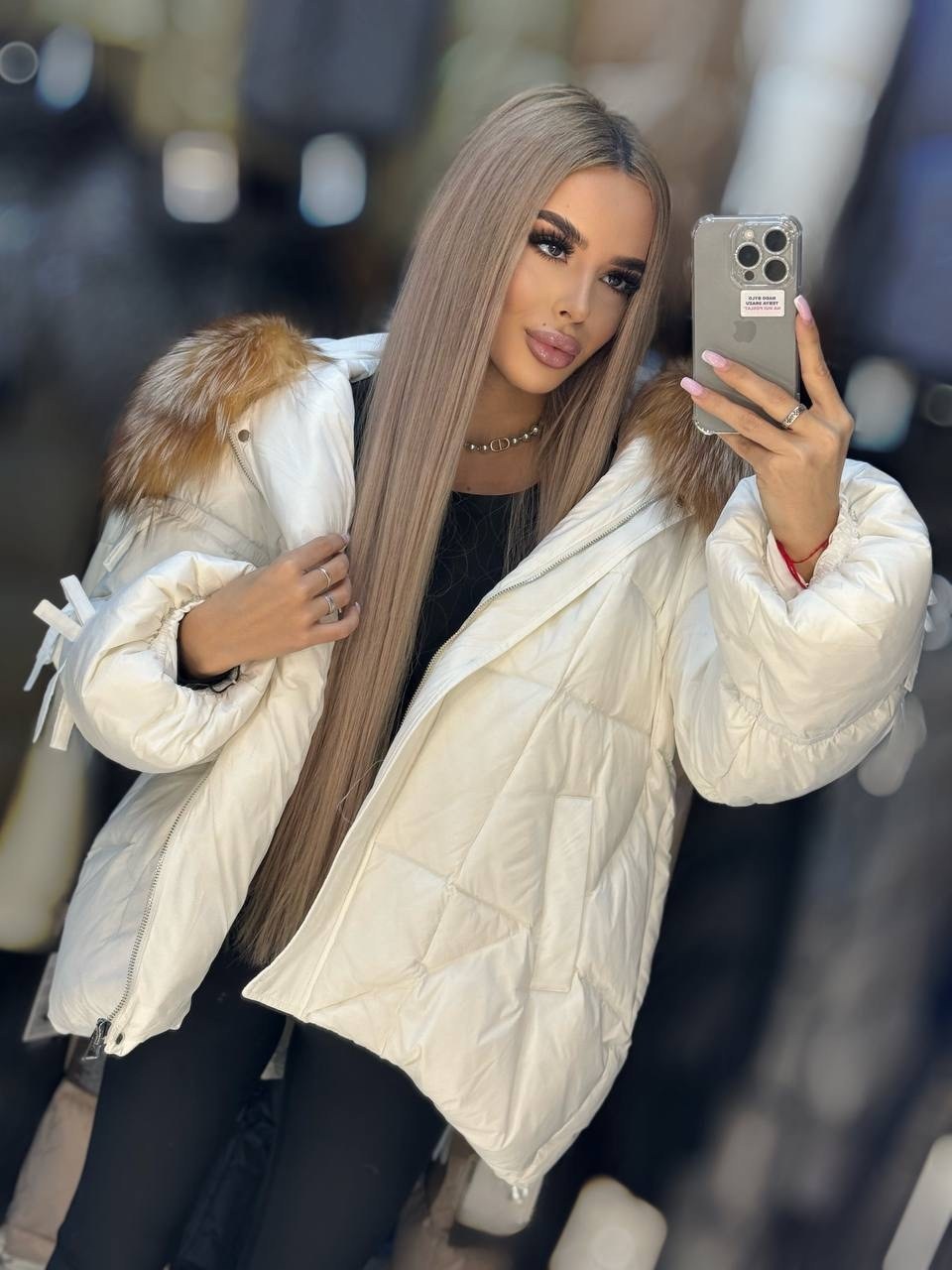 стильные пуховики,пуховики с мехом,пуховики с натуральным мехом,зимние куртки,женская зимняя куртка