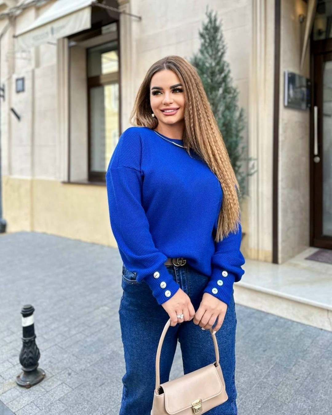 свитер удлиненная,кофта женская,свитеры модные,стильный свитер,свитера женские