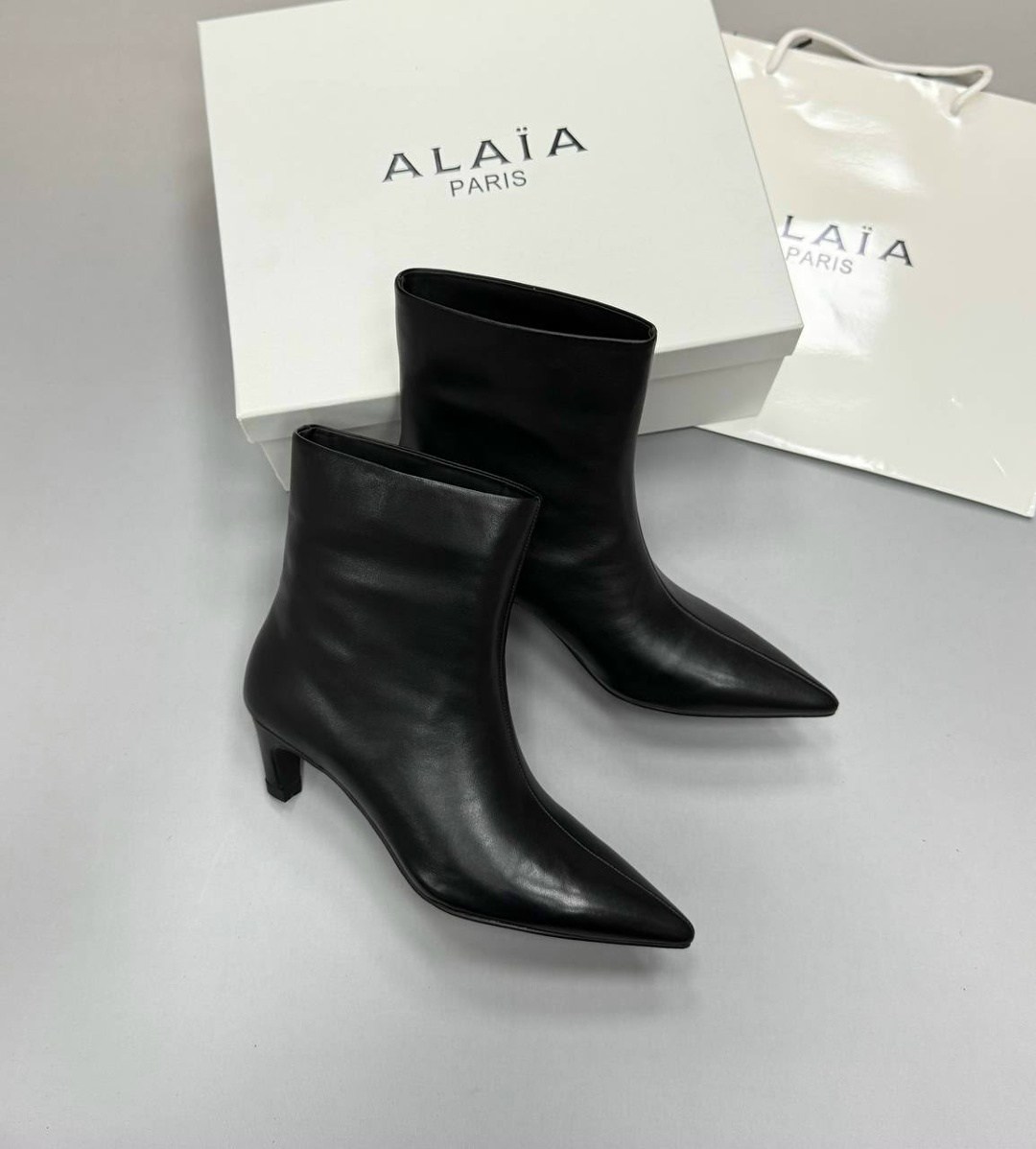 ботильоны замшевые,,ботильоны женские,полусапоги,замшевые женские ботильоны с острым носком на