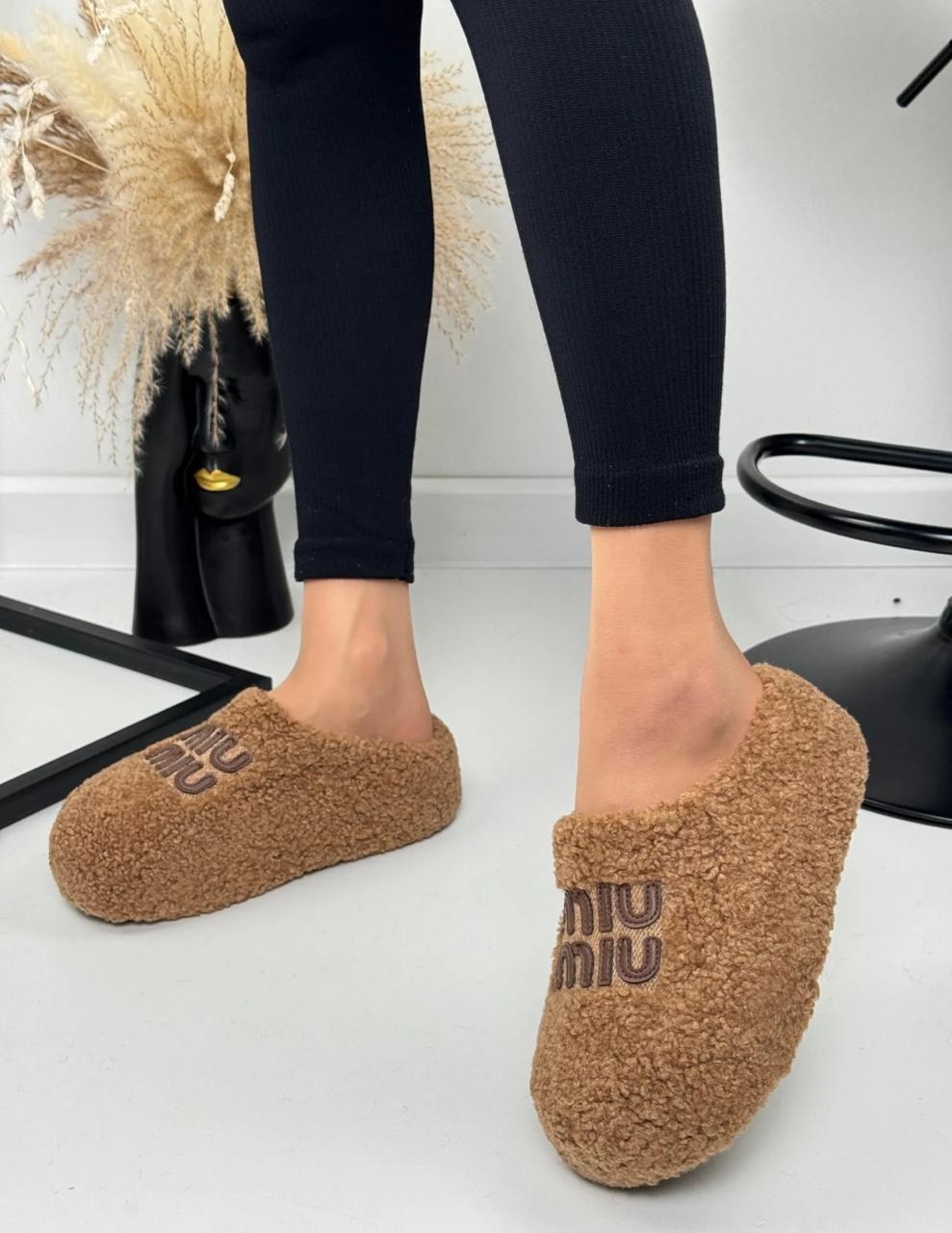 тапочки женские,,тапочки модные,домашние тапочки,тапки женские