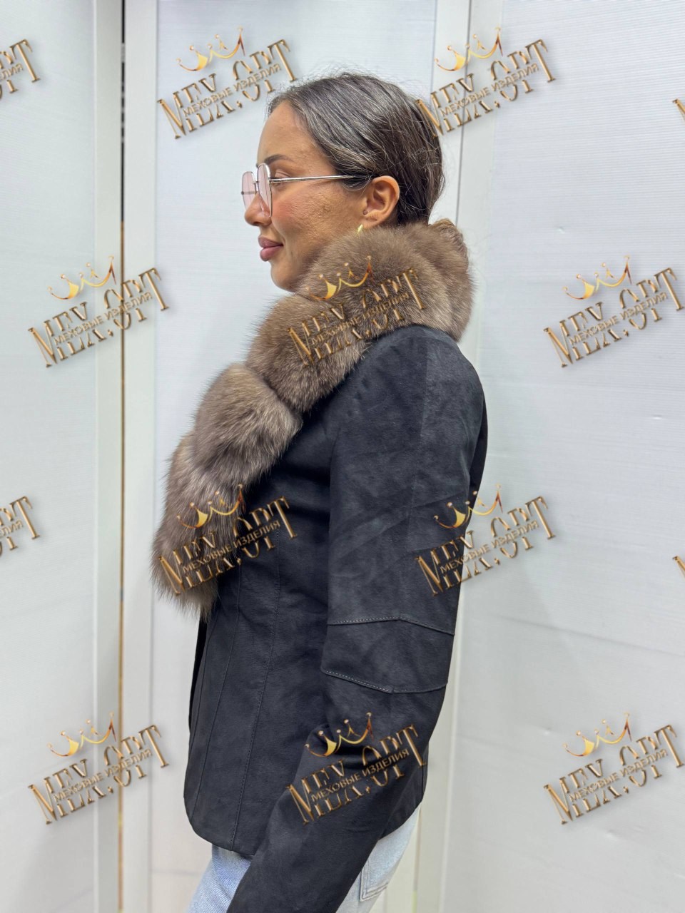 куртка с натуральным мехом песца,куртка с мехом,женская парка с мехом,мех песец,парка с мехом