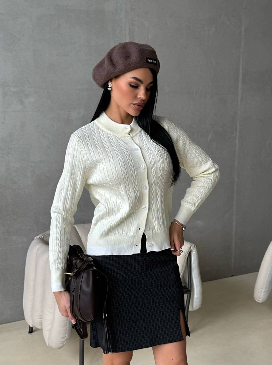 кардиган молочный,кардиган на пуговицах,кардиган вязаное,кардиган,трикотажный кардиган на пуговицах