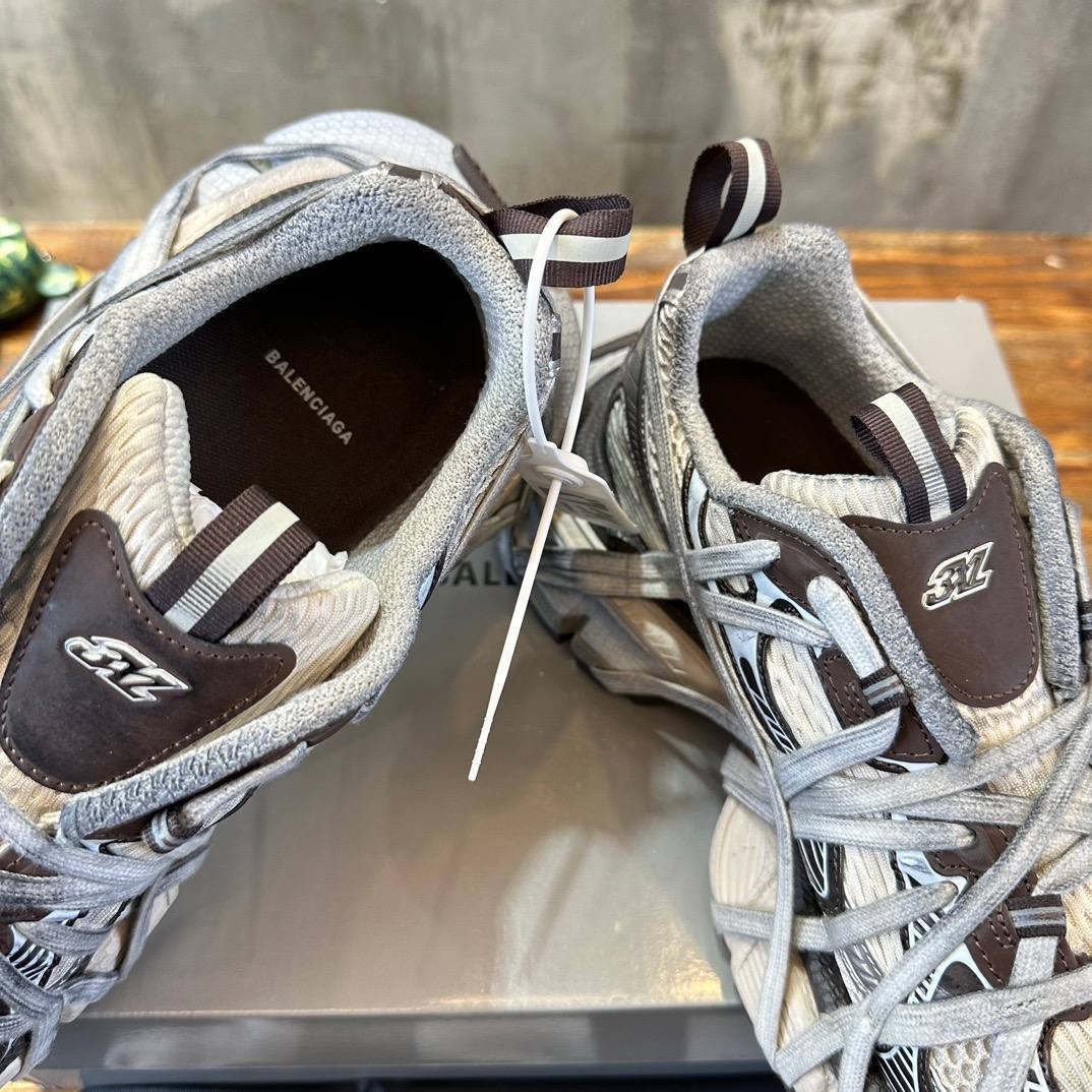 balenciaga кроссовки женские,кроссовки balenciaga,кроссовки balenciaga 3 xl,кроссовки balenciaga track,кроссовки balenciaga balenciaga кроссовки