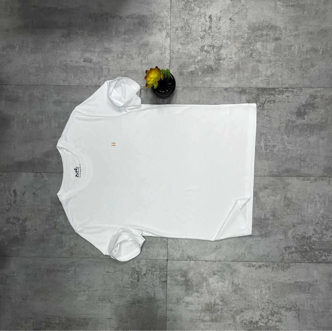 мужская футболка,бежевая футболка мужская,футболки с коротким рукавом,одежда футболка,футболка