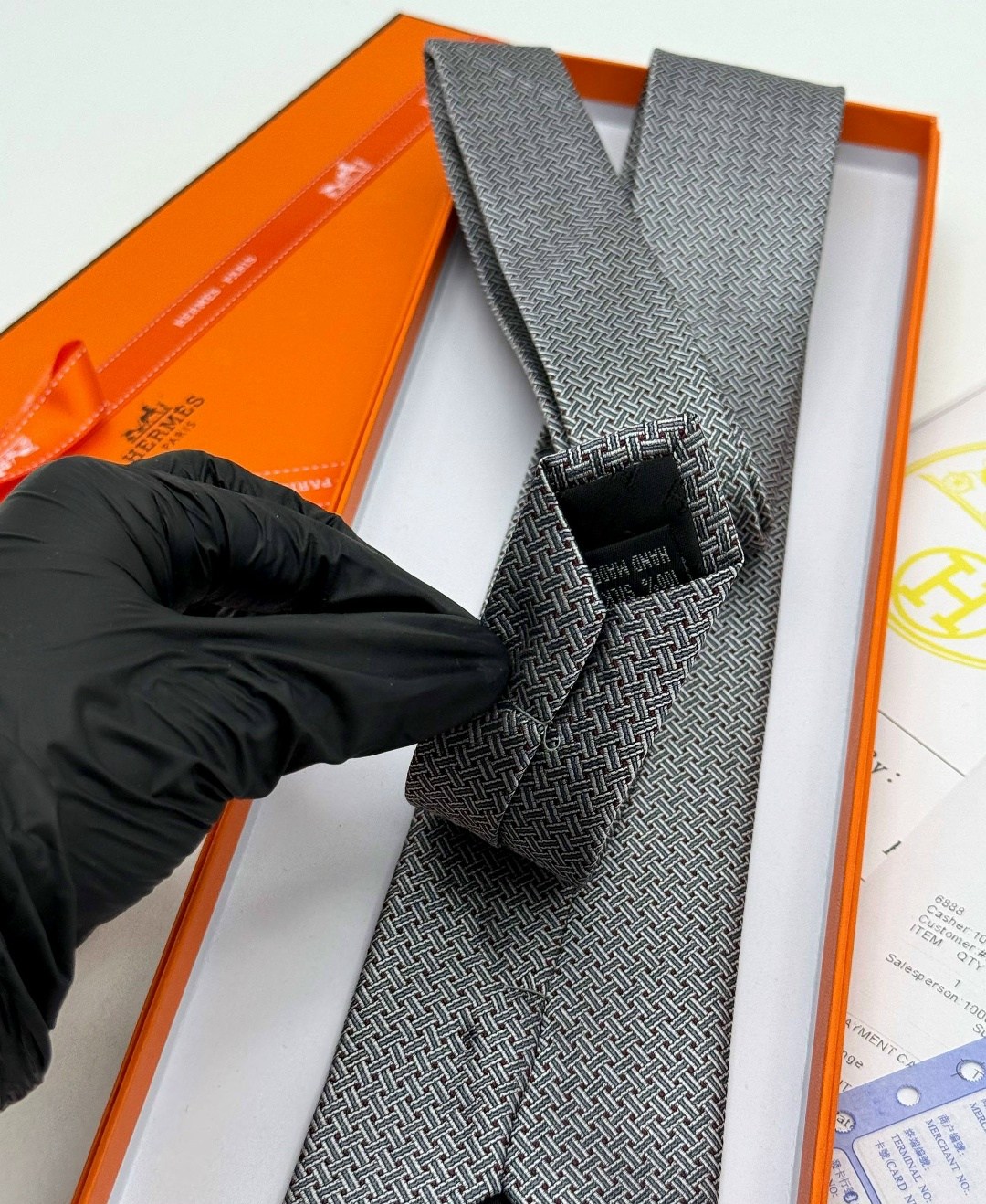 галстук hermes,шелковый галстук hermes,галстук хермес,классический галстук,галстук мужской