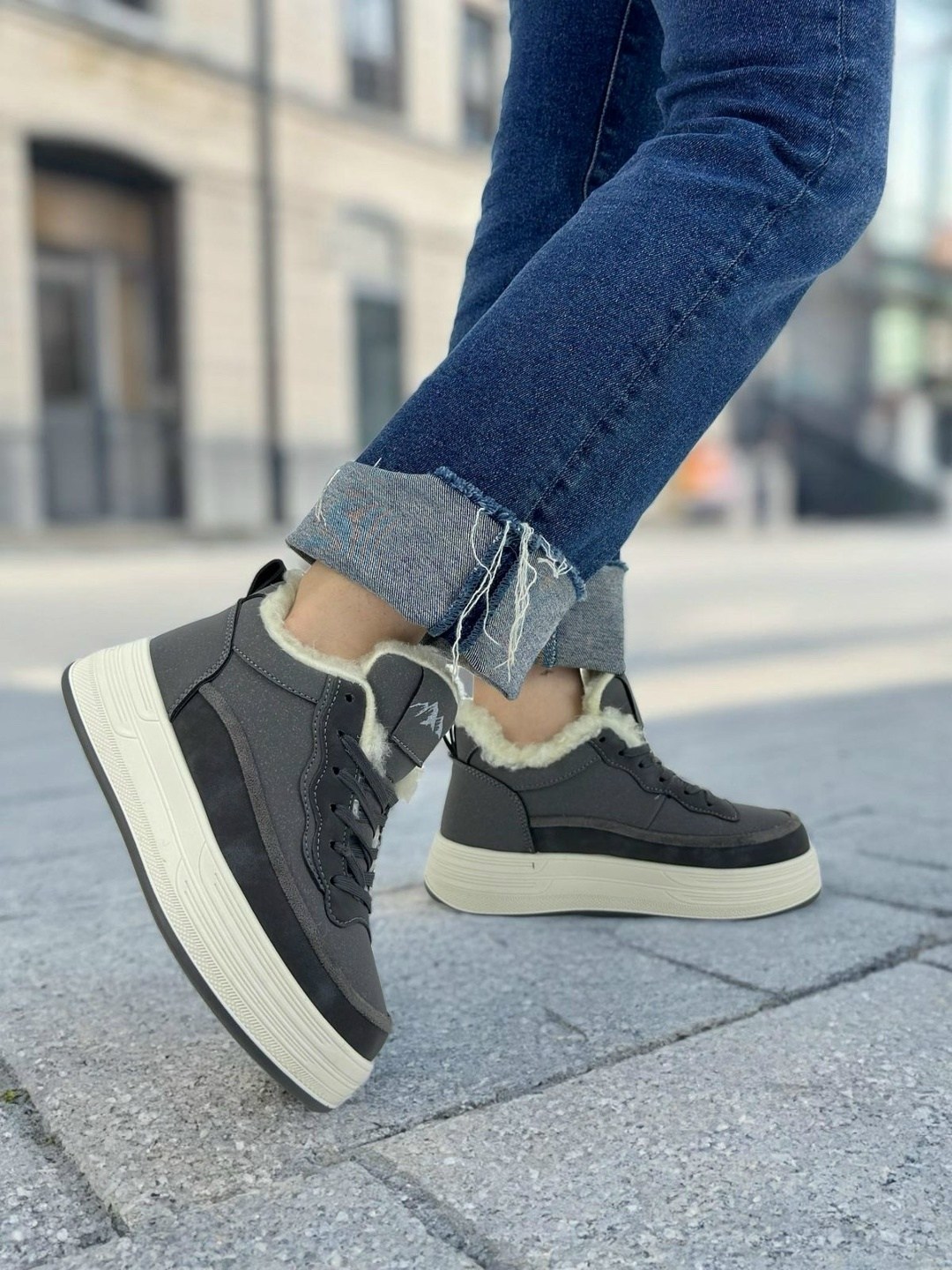 кроссовки женскиe,кроссовки женские зимние,, женская,кроссовки с мехом женские зимние