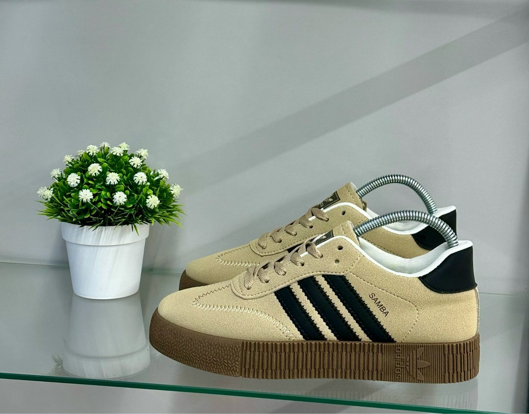 женские кеды,,стильная , женская,adidas samba beige