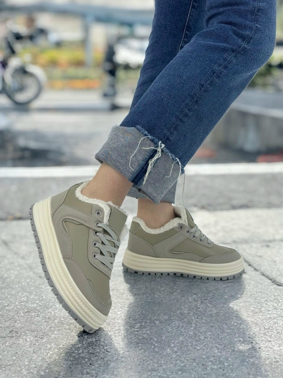 кроссовки женскиe,кроссовки женские зимние,, женская,кроссовки с мехом женские зимние