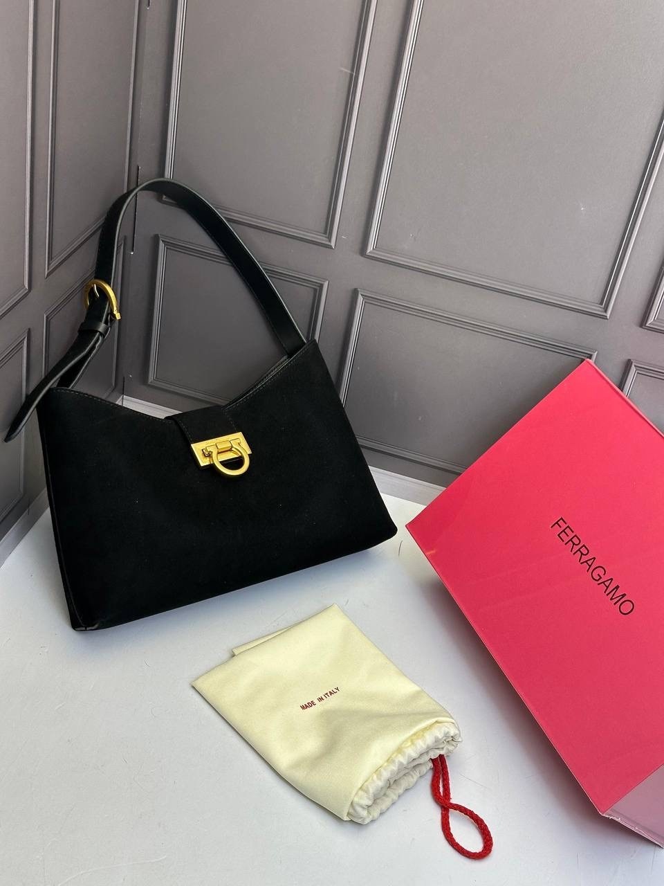 salvatore ferragamo сумка,сумка ferragamo,замшевая сумка,сумка,сумка женская