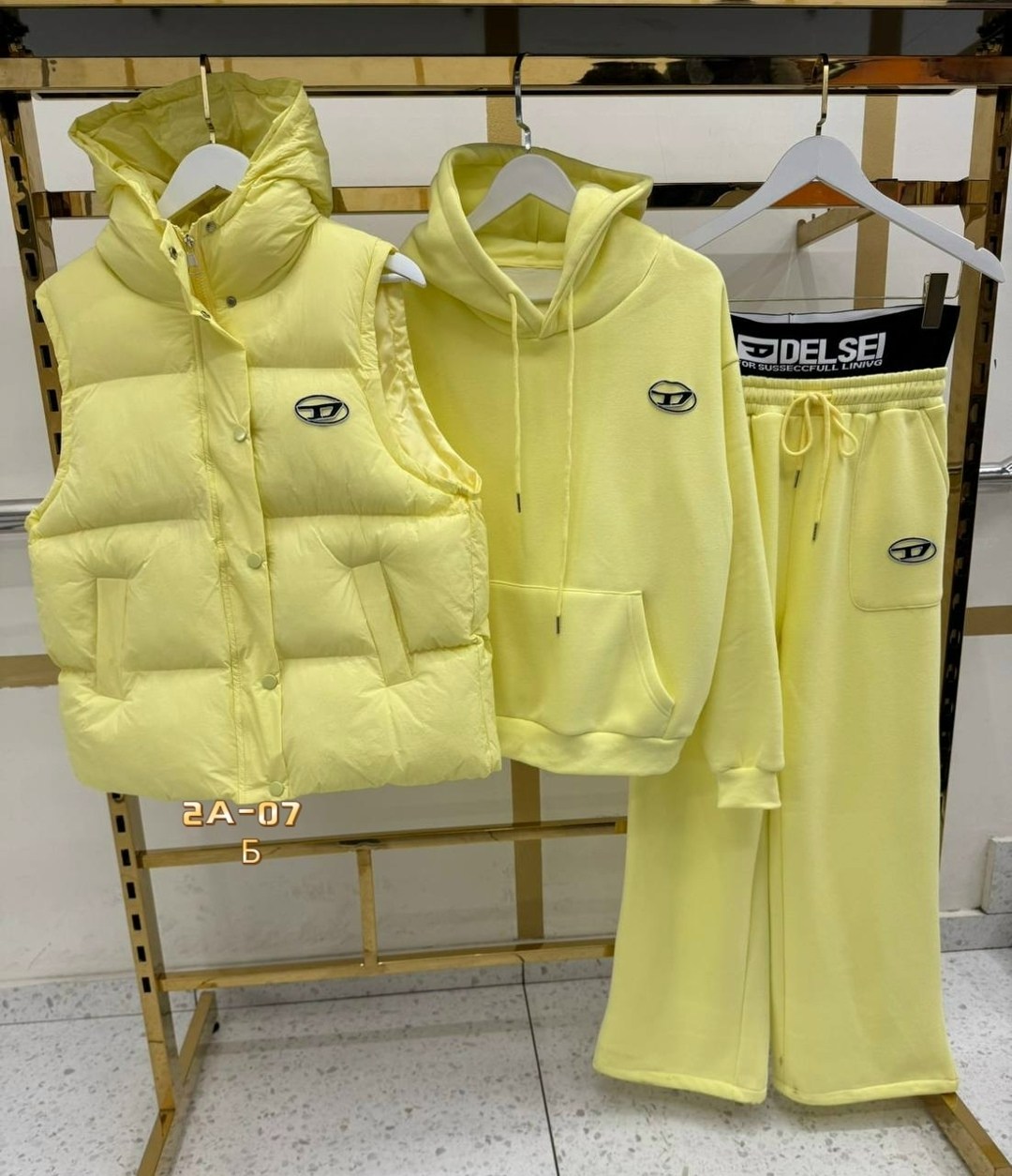 костюм женский тройка,костюмы спортивные женские,костюм тройка на флисе,костюм тройка,костюм на флисе