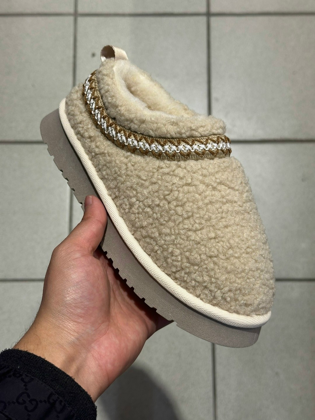 ,женская ,теплая ,женские угги,тапочки теплые