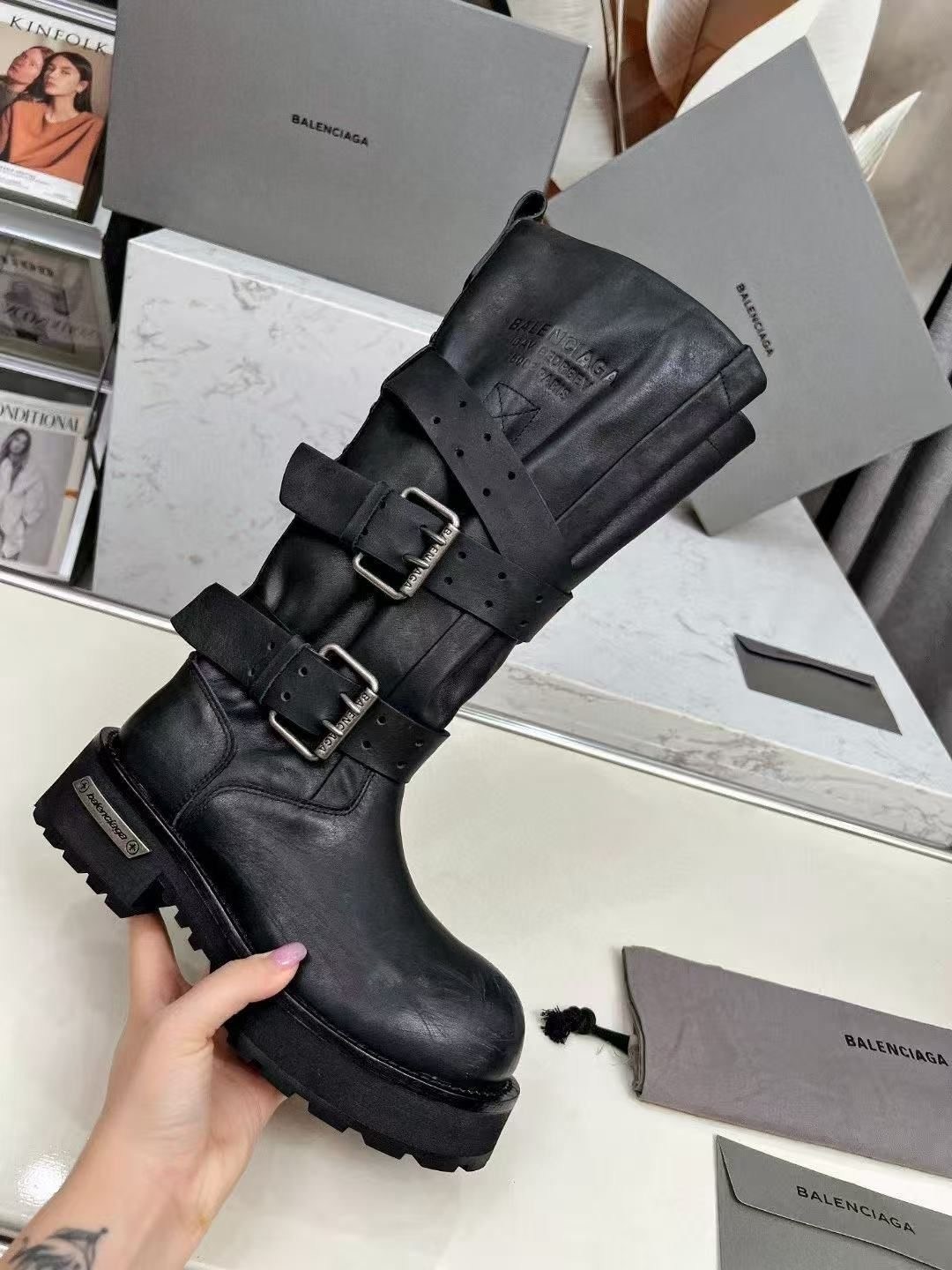 ,сапоги,сапоги высокие,сапоги модные,женские сапоги